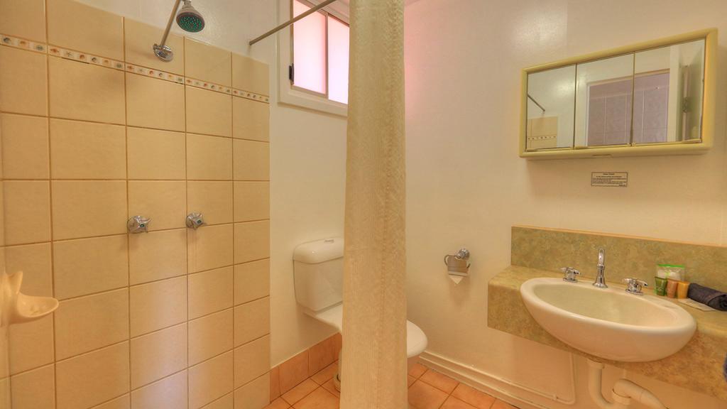 Halls Creek Motel Værelse billede